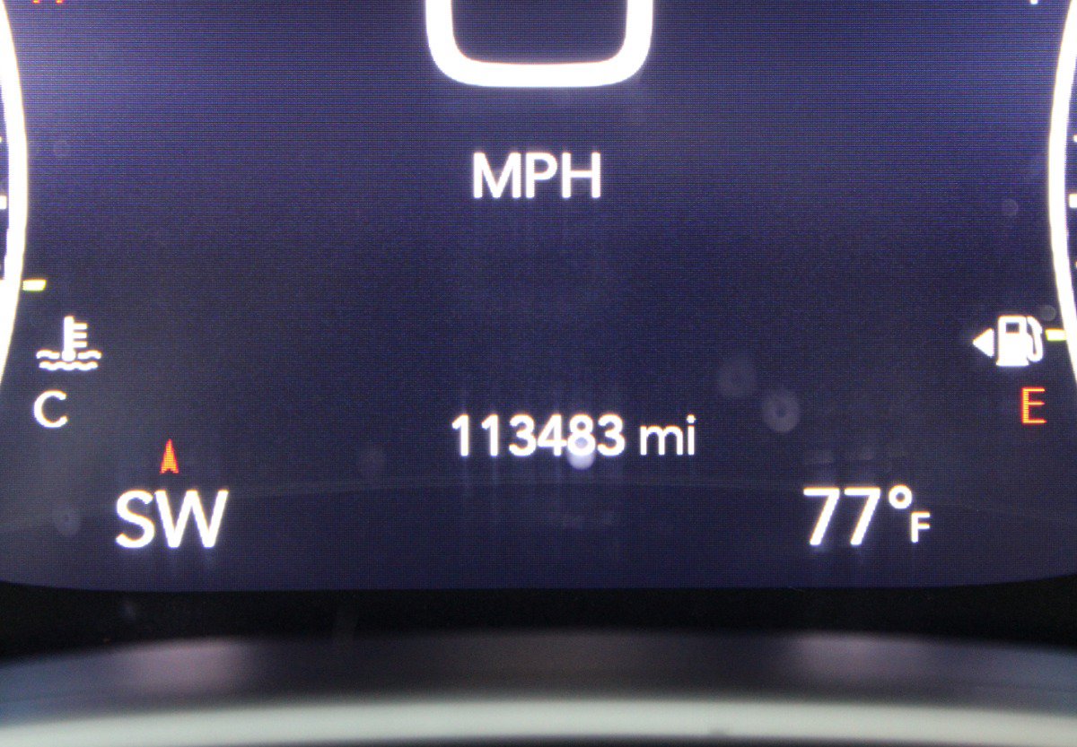 Used 2020 Chrysler Pacifica Limited FWD image 40