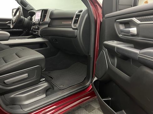 Used 2025 RAM 1500 Big Horn AWD/4WD image 31