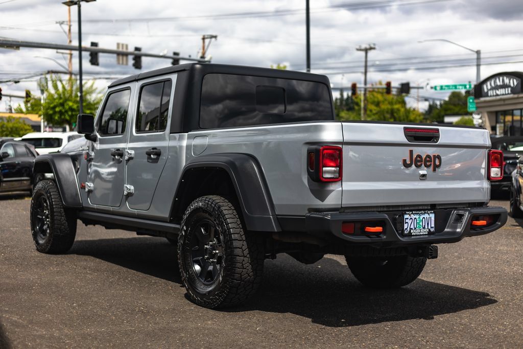 Used 2022 Jeep Gladiator Mojave w/ Trailer Tow Package AWD/4WD image 12