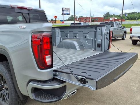 New 2026 GMC Sierra 1500 Elevation w/ Preferred Package AWD/4WD image 25