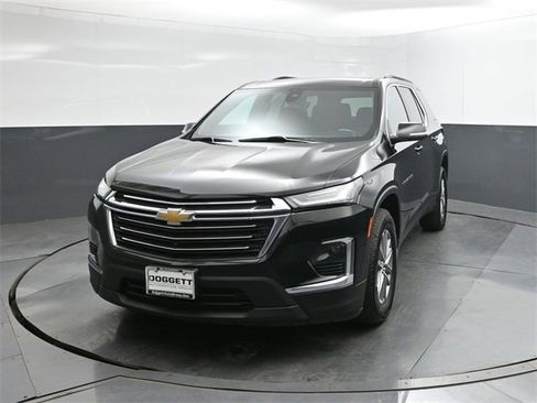 Used 2022 Chevrolet Traverse LT image 30