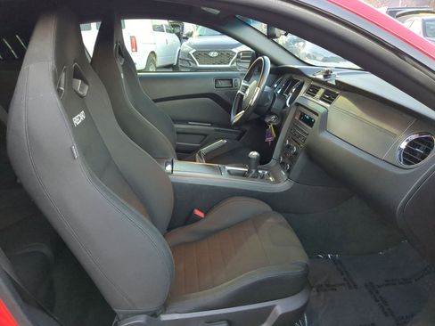 Used 2014 Ford Mustang Coupe w/ Equipment Group 102A image 30