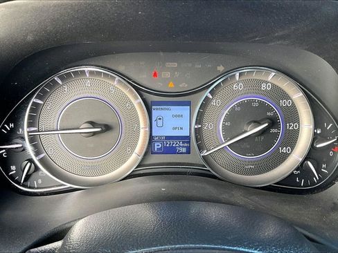 Used 2014 INFINITI QX80 4WD w/ Theater Package image 29