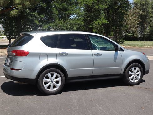 Used 2007 Subaru Tribeca AWD/4WD image 4