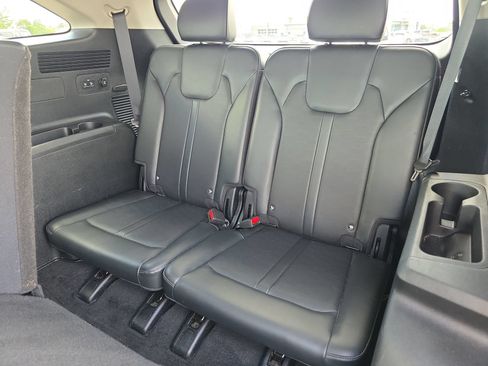 Used 2024 Kia Sorento S w/ Panoramic Sunroof Package AWD/4WD image 11