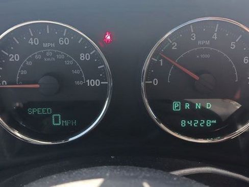 Used 2016 Jeep Wrangler Unlimited Sahara w/ Connectivity Group AWD/4WD image 5