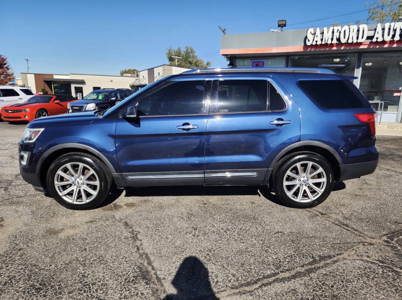 Used 2016 Ford Explorer Limited AWD/4WD image 3