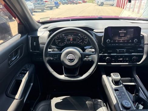 Used 2025 Nissan Pathfinder Rock Creek AWD/4WD image 29