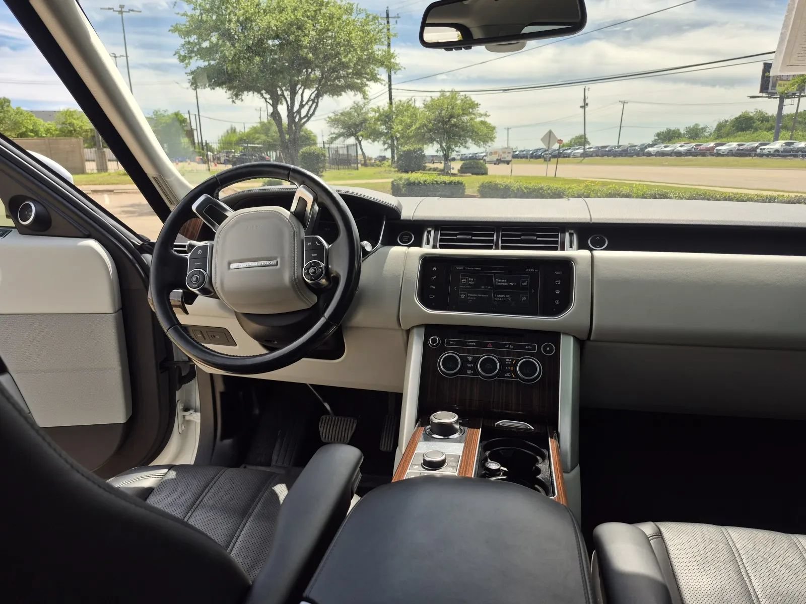 Used 2016 Land Rover Range Rover HSE AWD/4WD image 23