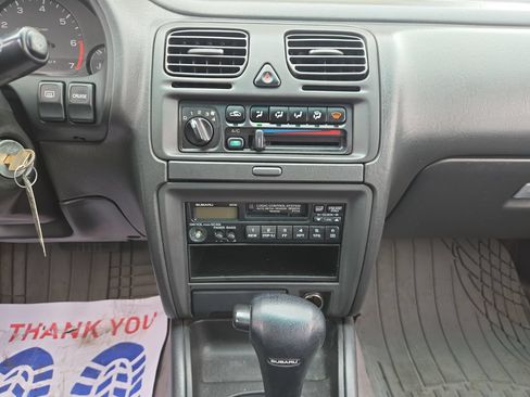 Used 1995 Subaru Legacy L AWD/4WD image 23