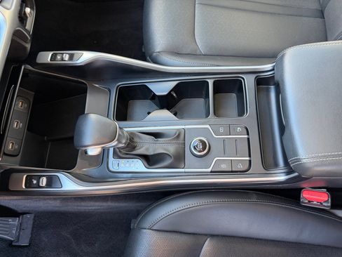 Used 2021 Kia Sorento S w/ Panoramic Sunroof Package image 15