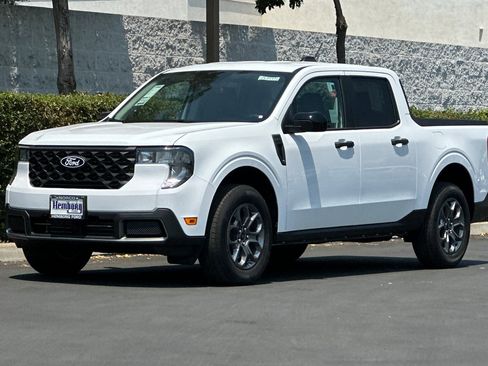 New 2025 Ford Maverick XLT w/ XLT Luxury Package image 8