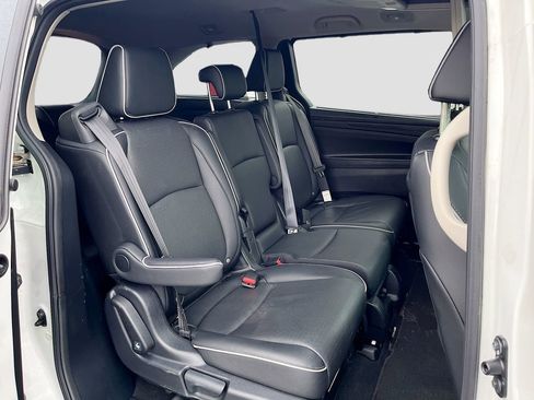 Used 2025 Honda Odyssey Elite image 31