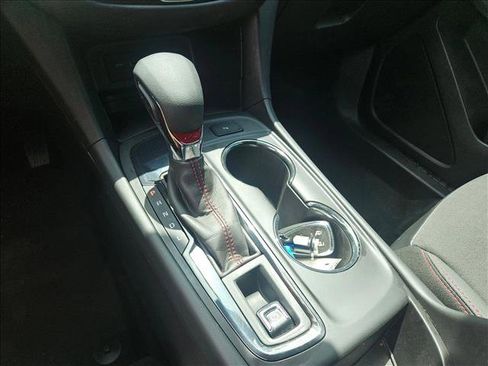 Used 2024 Chevrolet Equinox RS FWD image 18