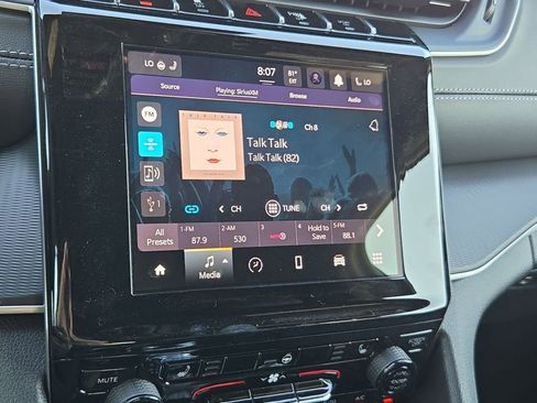 New 2025 Jeep Grand Cherokee Altitude RWD image 19