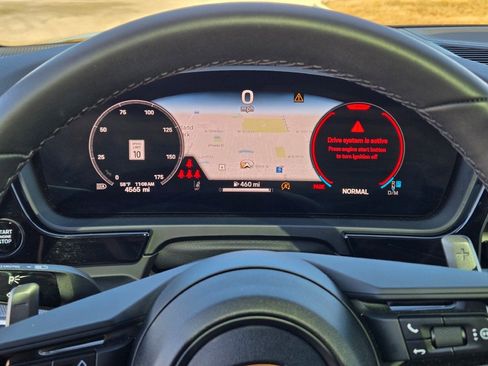 Certified 2025 Porsche Cayenne image 31