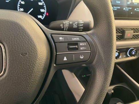 New 2026 Honda HR-V LX image 10