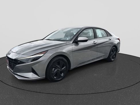 Certified 2023 Hyundai Elantra SEL FWD image 10