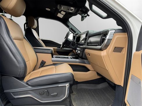 Certified 2024 Ford F350 Lariat w/ Lariat Ultimate Package image 15
