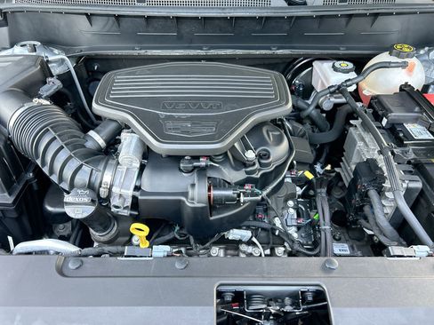 Used 2023 Cadillac XT6 Premium Luxury w/ Technology Package image 33