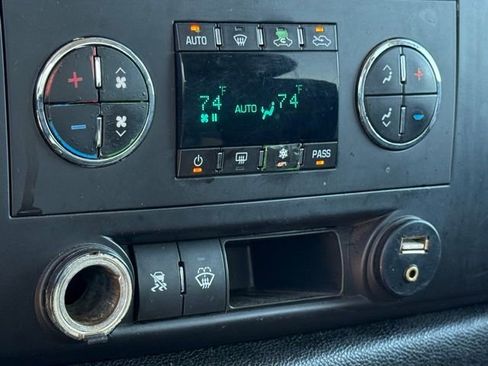 Used 2008 GMC Sierra 1500 SLE w/ SLE2 Preferred Package image 12