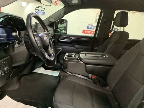 Used 2024 Chevrolet Silverado 2500 LT image 12