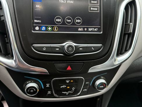 Used 2021 Chevrolet Equinox LS w/ LS Convenience Package image 36