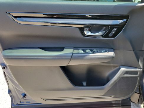 Used 2024 Honda CR-V EX-L image 15