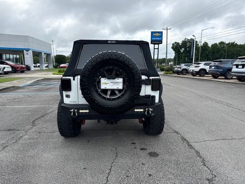 Used 2016 Jeep Wrangler Unlimited Sport w/ Dual Top Group AWD/4WD image 5