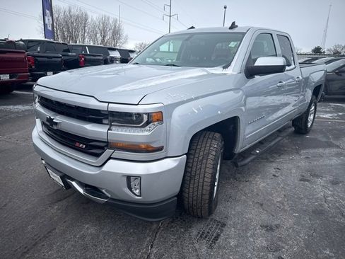 Used 2017 Chevrolet Silverado 1500 LT w/ All Star Edition image 7