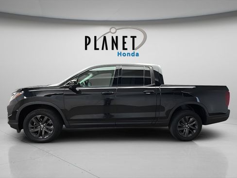 Certified 2023 Honda Ridgeline Sport image 4