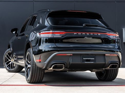 New 2025 Porsche Macan image 3