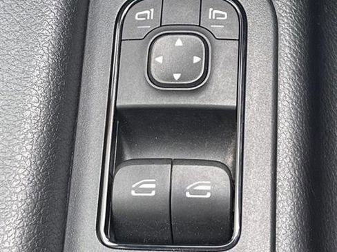 Used 2020 Mercedes-Benz Sprinter 4500 w/ Premium Plus Package image 32