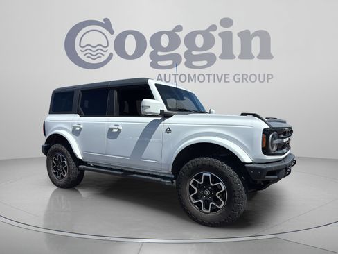 Used 2022 Ford Bronco Outer Banks AWD/4WD image 6