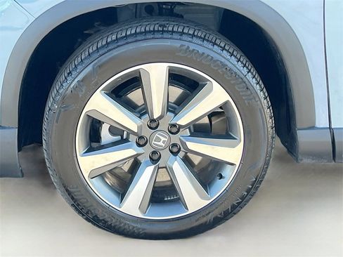 Used 2023 Honda Pilot Elite image 34