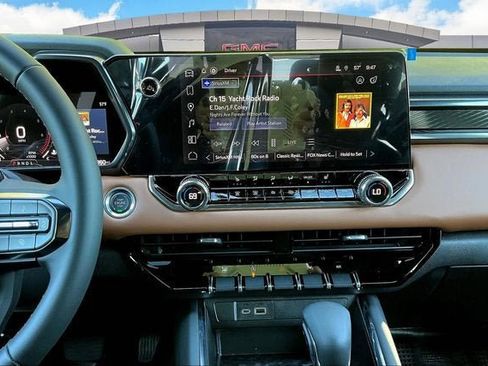 New 2025 GMC Canyon AT4 w/ Nightfall Edition image 7