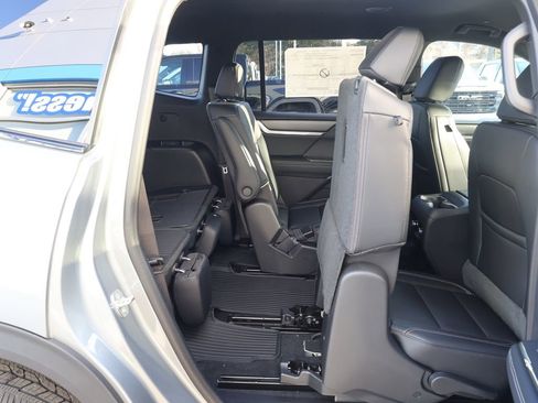 New 2026 GMC Acadia Elevation image 34