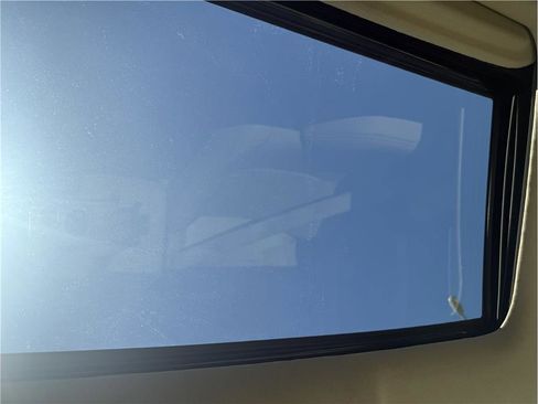 Used 2015 Toyota Highlander XLE FWD image 15
