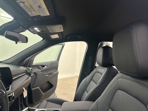 New 2026 Chevrolet Equinox LT w/ Convenience Package II image 30