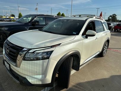 Certified 2024 Nissan Pathfinder Platinum