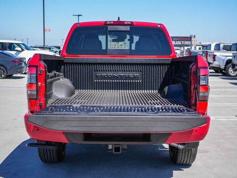 New 2026 Nissan Frontier SV w/ Tow Package AWD/4WD image 12