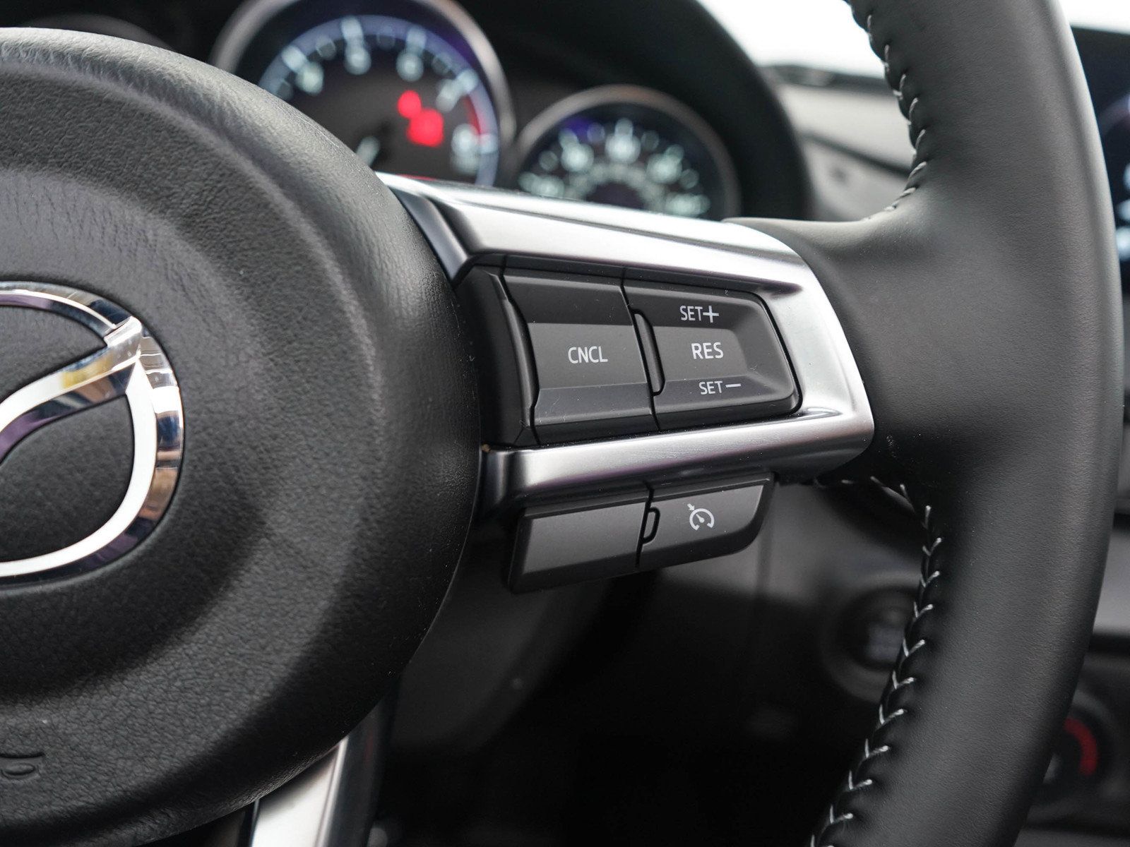 Used 2024 MAZDA MX-5 Miata Sport RWD image 20