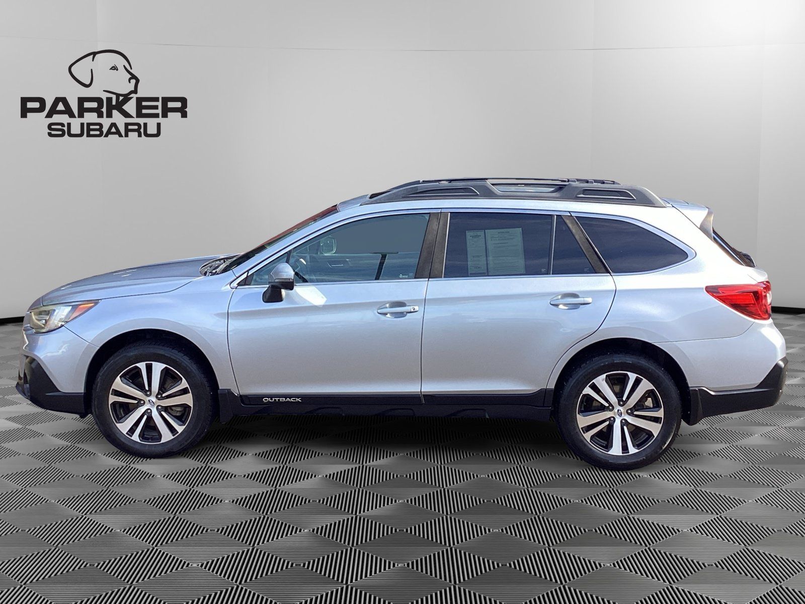 Used 2019 Subaru Outback 2.5i Limited w/ Popular Package #2 AWD/4WD image 2