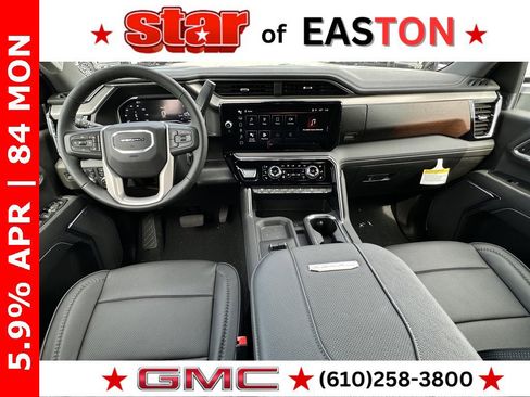 New 2025 GMC Sierra 3500 Denali w/ Denali Reserve Package image 17