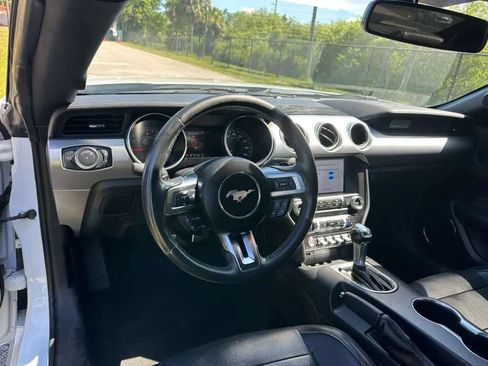 Used 2019 Ford Mustang GT Premium RWD image 11