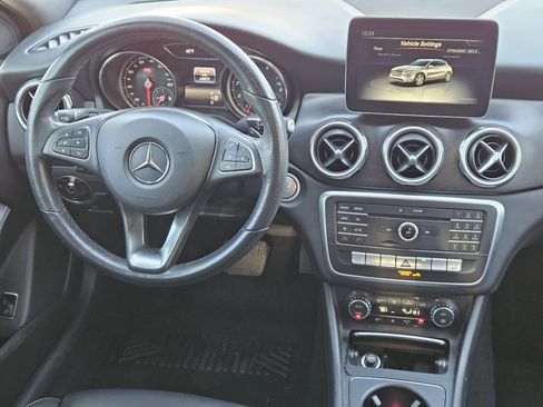 Used 2019 Mercedes-Benz GLA 250 image 26