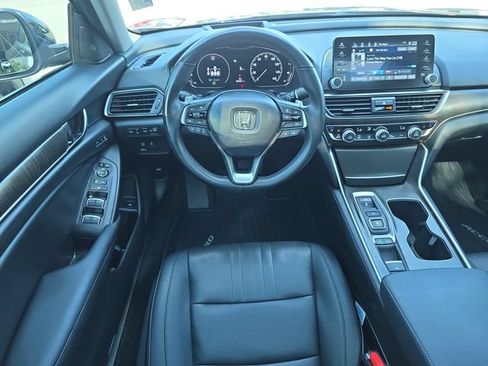 Used 2022 Honda Accord Touring image 13