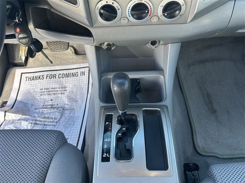 Used 2005 Toyota Tacoma 4x4 Double Cab w/ TRD Sport Pkg #2 image 17