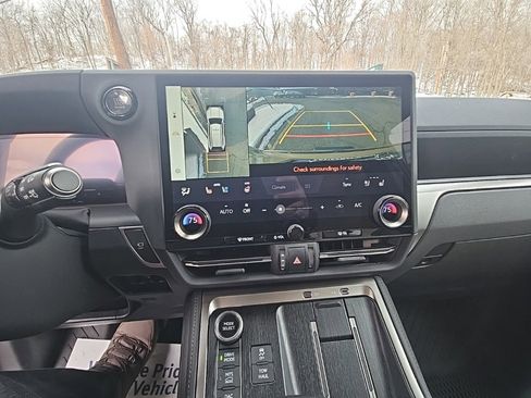 Used 2024 Lexus GX 550 550 Overtrail image 10