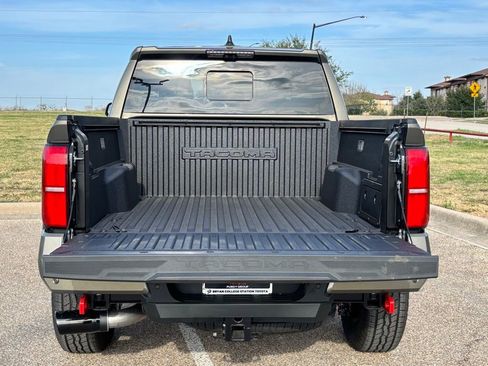 New 2026 Toyota Tacoma TRD Off-Road image 7